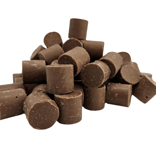 Lehmkugeln mit Hanf- und Schoko-Aroma – Natürliches Design-Element, hergestellt aus EU-zertifizierten Hanfpflanzen, für eine angenehme Raumatmosphäre.